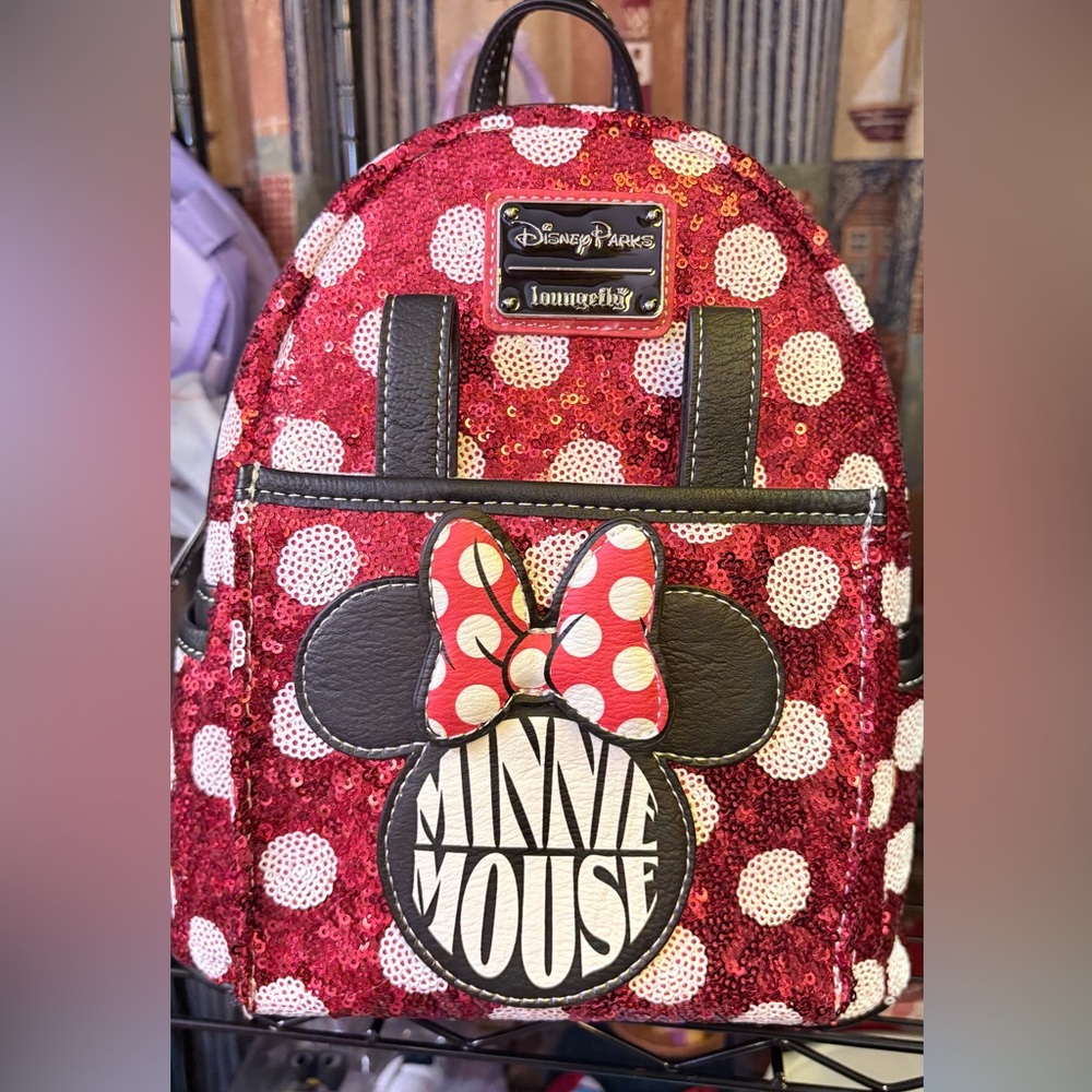 Loungefly sequin Minnie Mouse backpack. NWT!